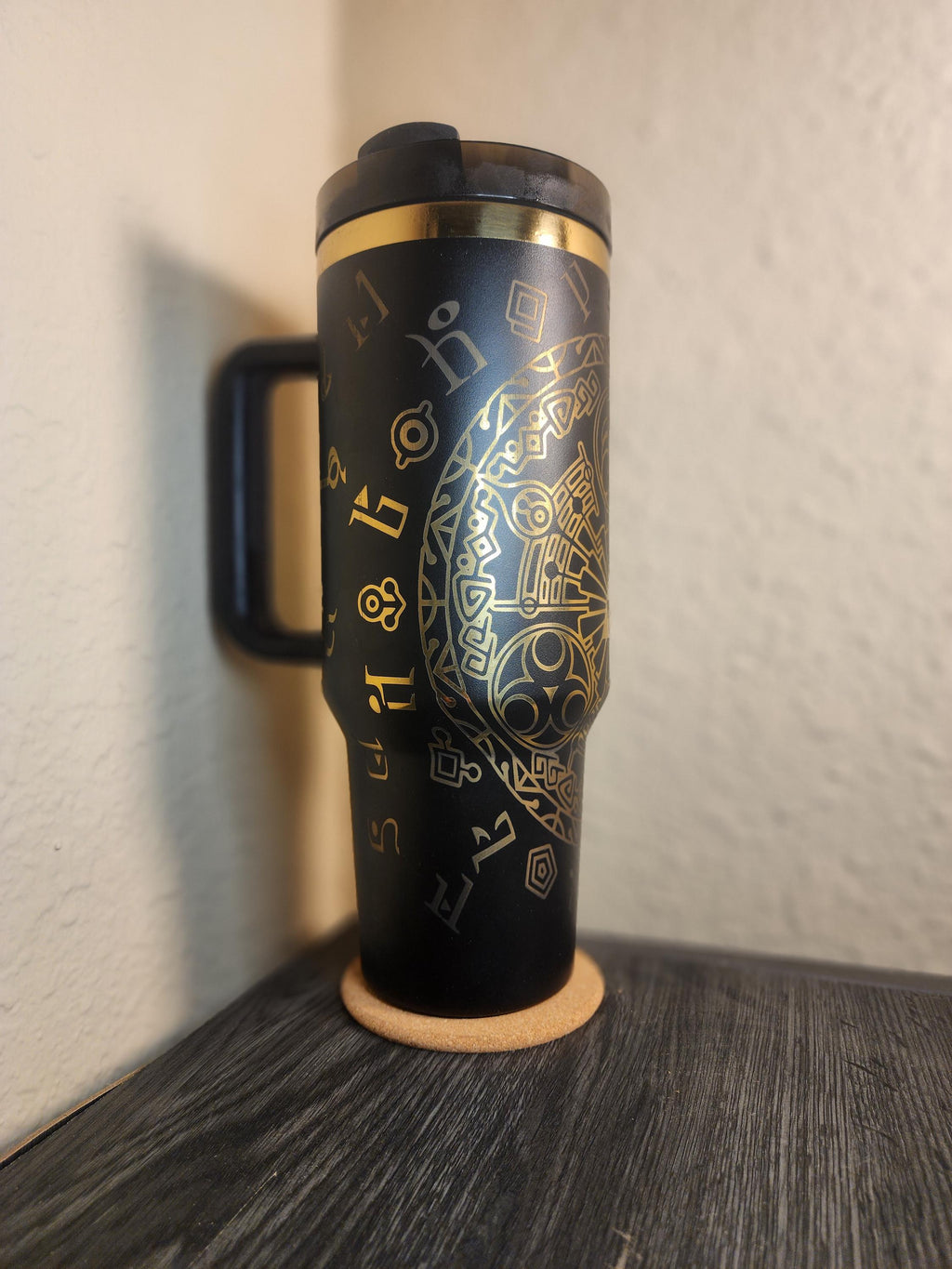 Engraved Stanley-compatible 40 oz. Legend of Zelda inspired