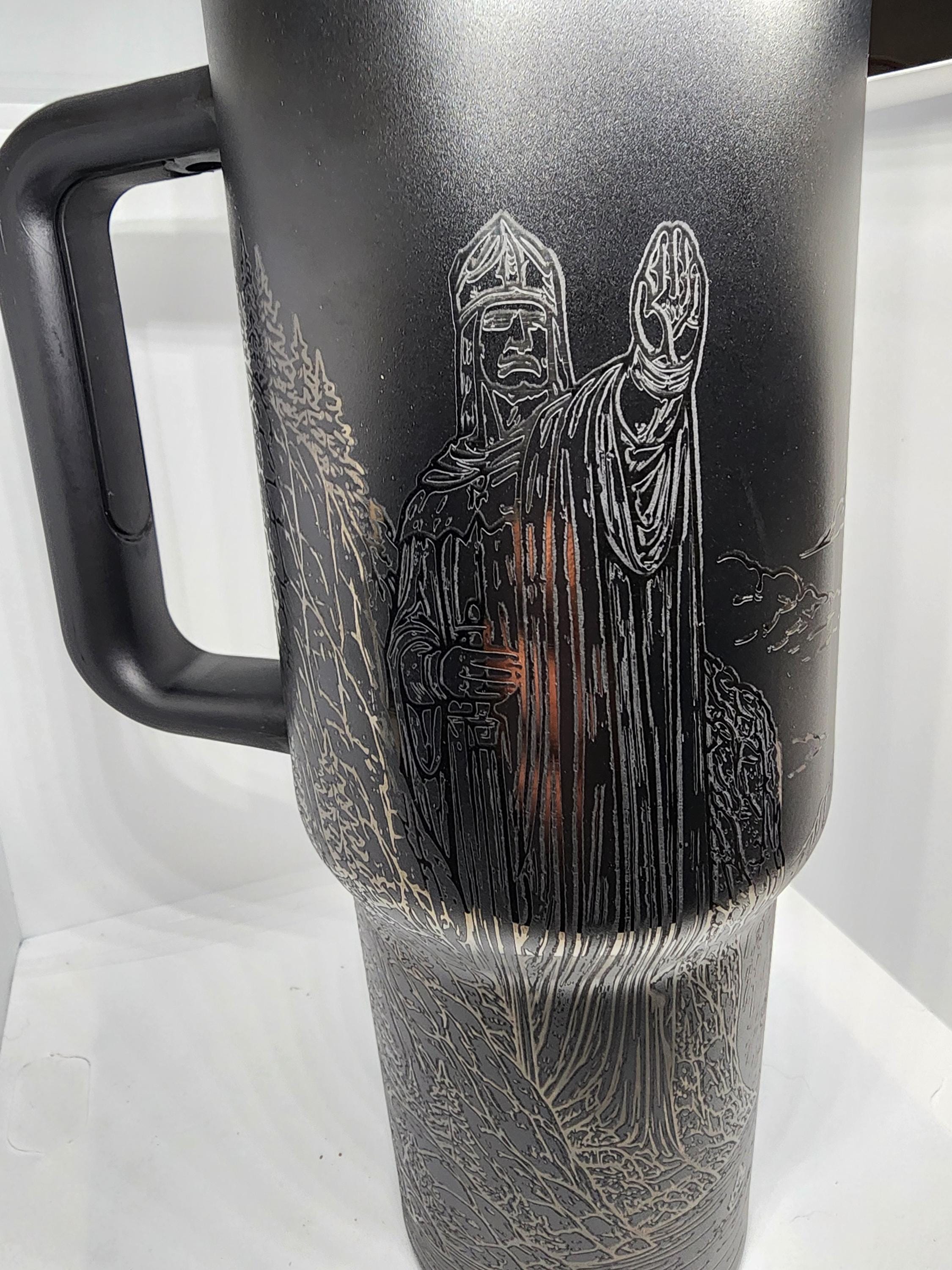 LOTR scenes inspired tumbler-Stanley-compatible 40 oz. Laser engraved