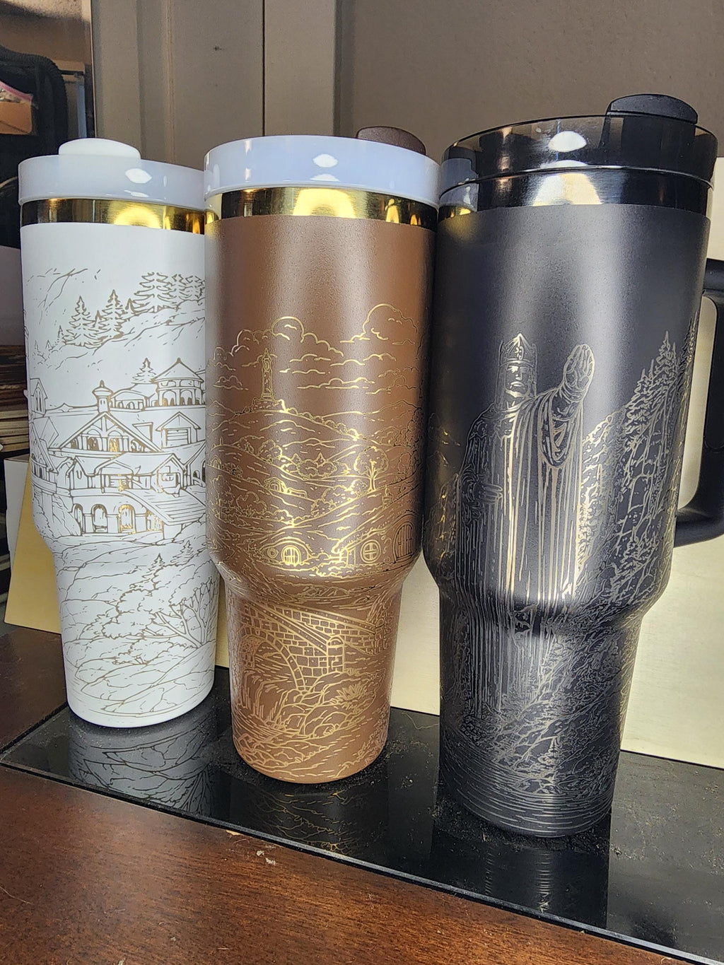 LOTR scenes inspired tumbler-Stanley-compatible 40 oz. Laser engraved