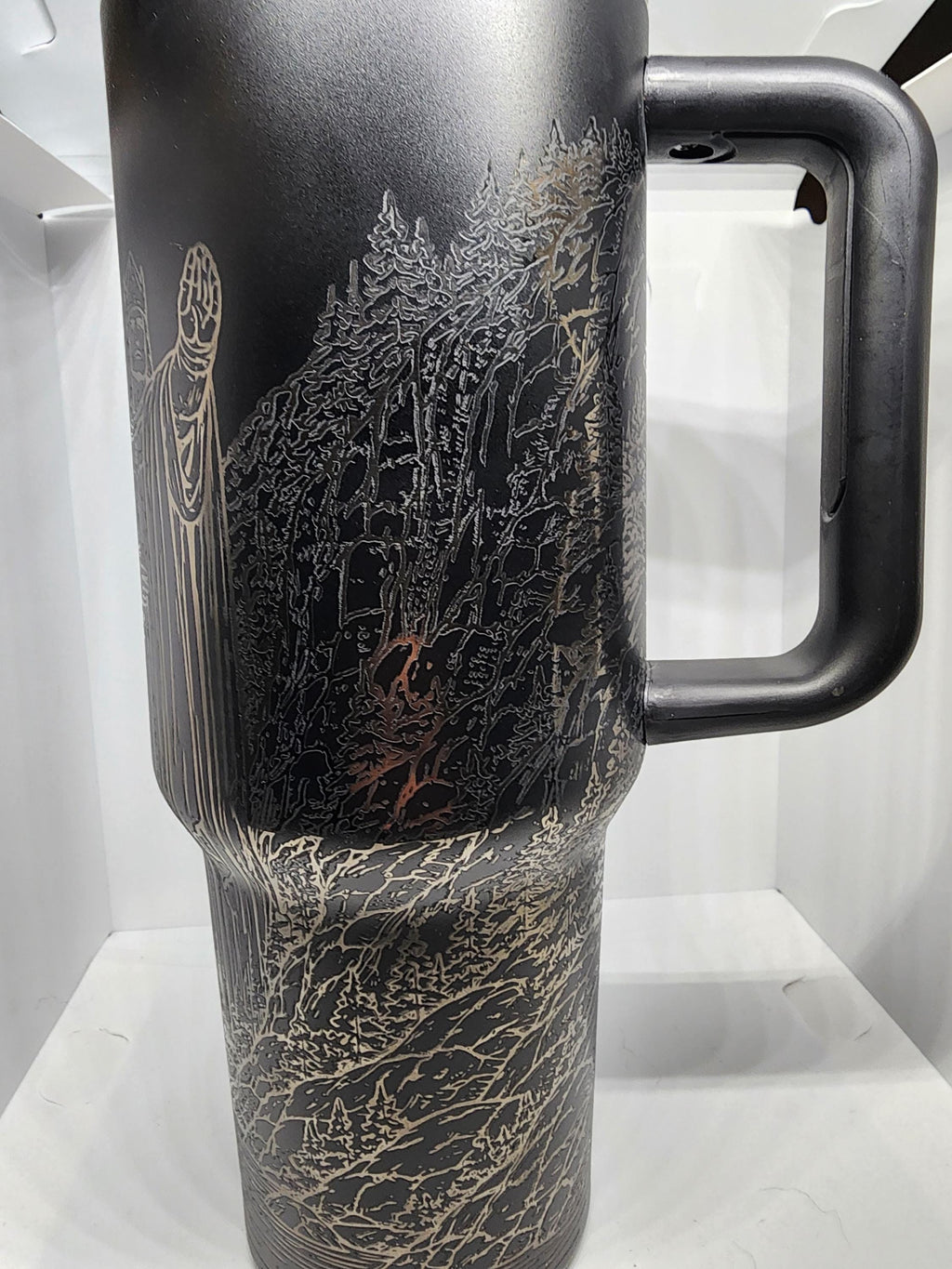 LOTR scenes inspired tumbler-Stanley-compatible 40 oz. Laser engraved