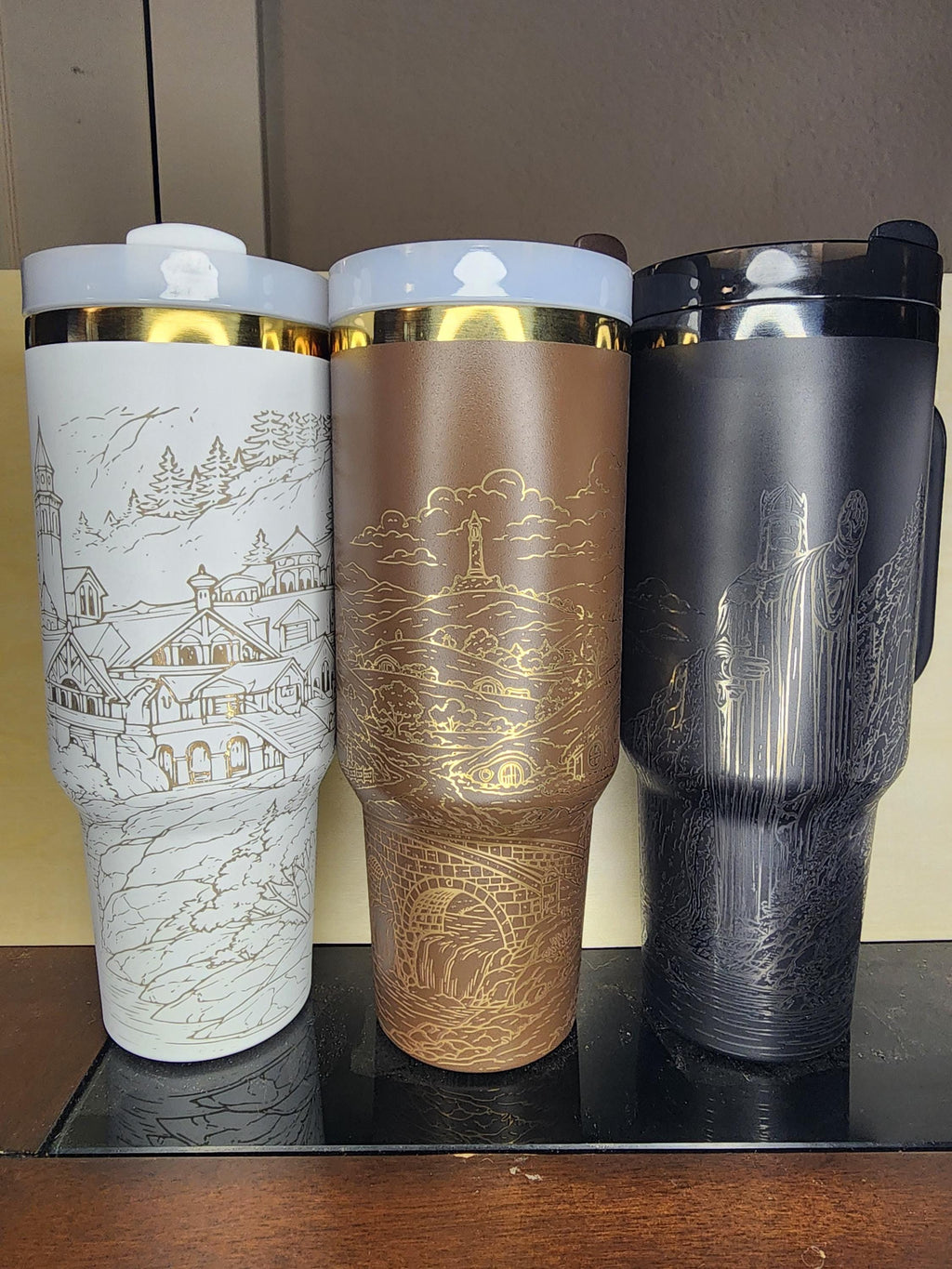 LOTR scenes inspired tumbler-Stanley-compatible 40 oz. Laser engraved